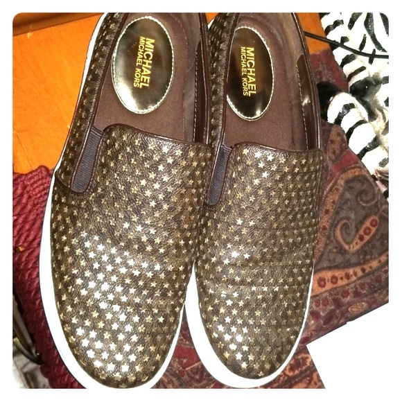 Michael Kors Shoes - Michael Kors women shoes like new